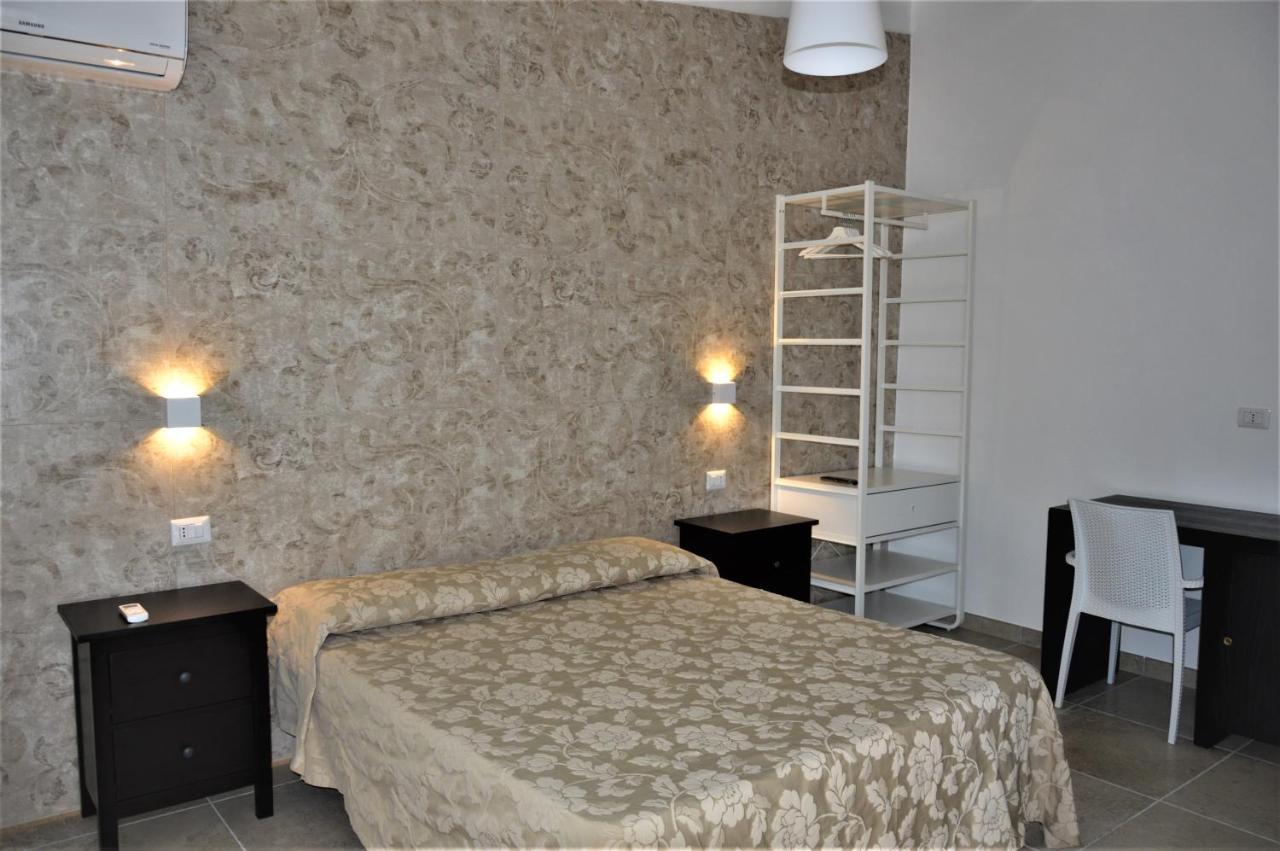 B&B Poseidon Пунта-Прошутто Екстер'єр фото